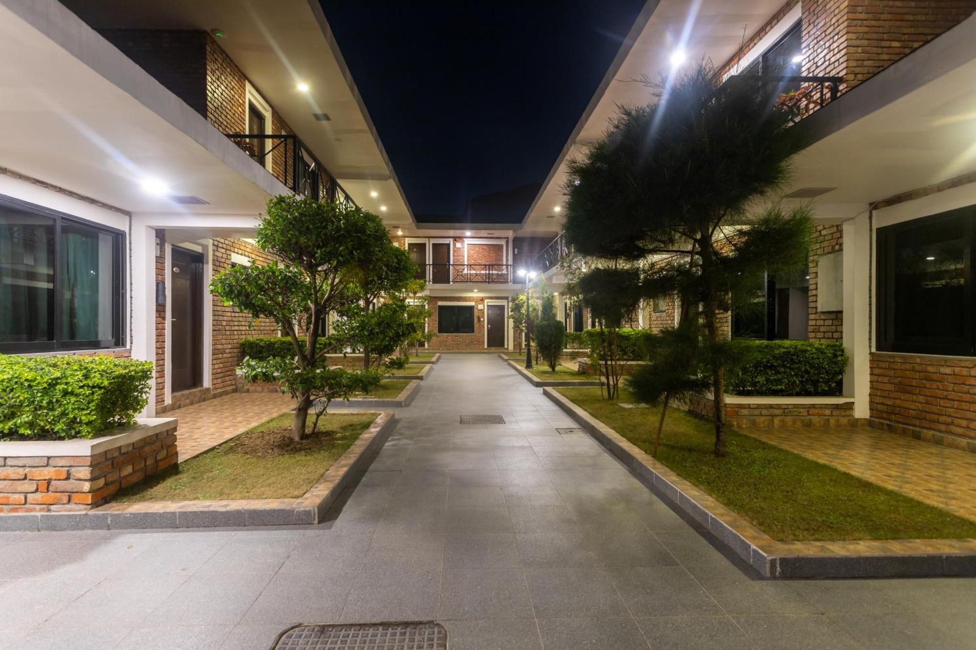 Dreamland Gold Resort & Hotel Bhairāhawā Zewnętrze zdjęcie