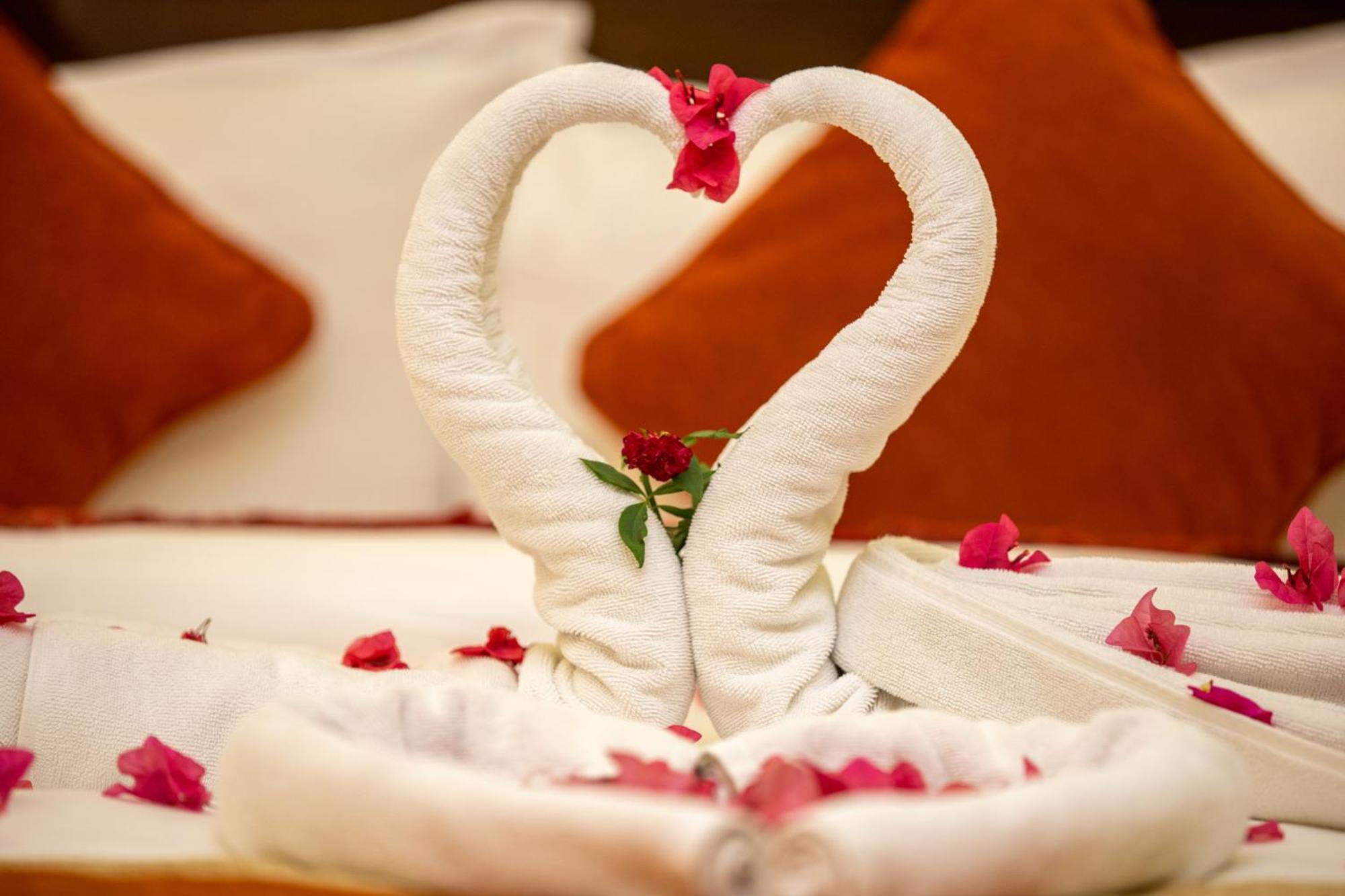 Dreamland Gold Resort & Hotel Bhairāhawā Zewnętrze zdjęcie