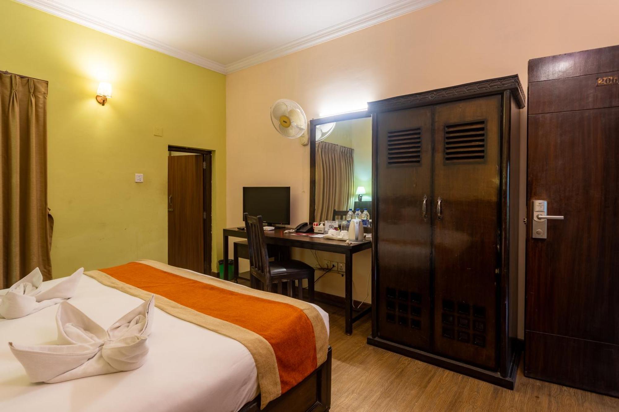 Dreamland Gold Resort & Hotel Bhairāhawā Zewnętrze zdjęcie