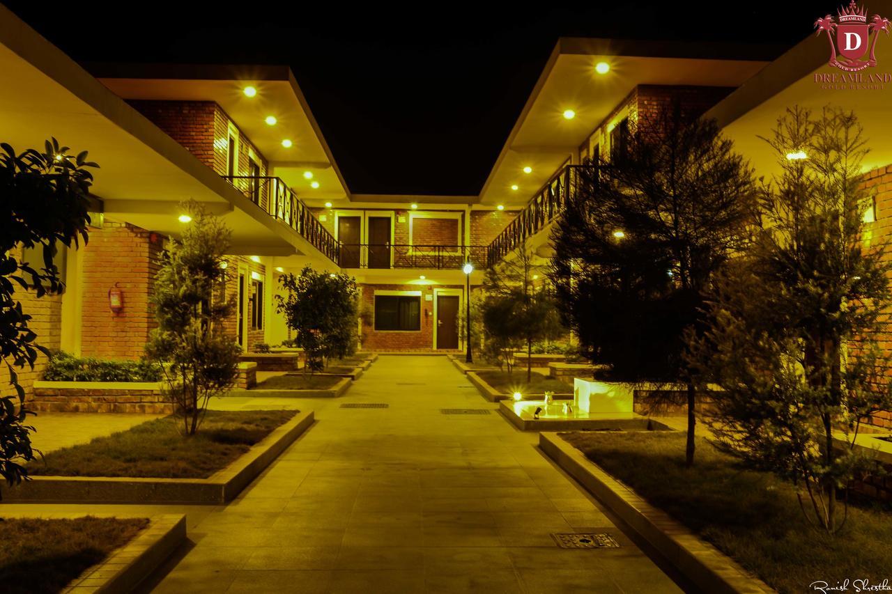 Dreamland Gold Resort & Hotel Bhairāhawā Zewnętrze zdjęcie